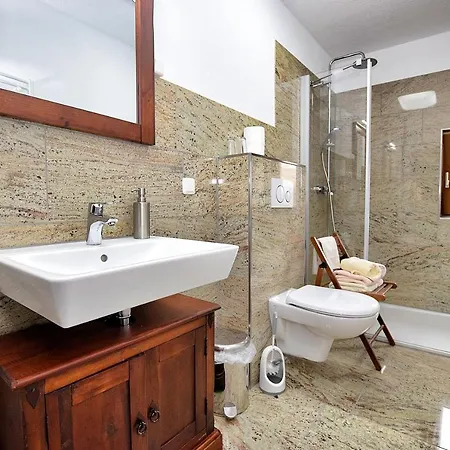 Zum Alten Krug Hotel Naumburg (Saale)