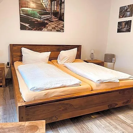 Zum Alten Krug Hotel