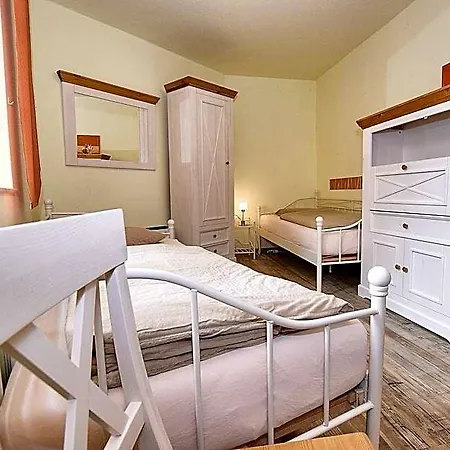 Zum Alten Krug Hotel 3*