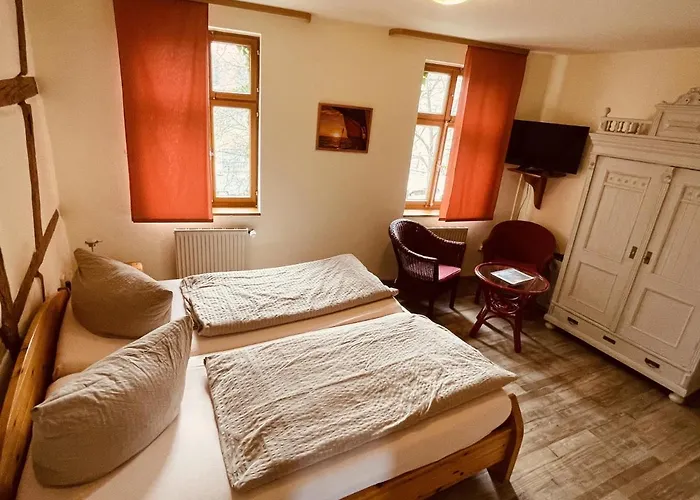 Szálloda Zum Alten Krug 3*