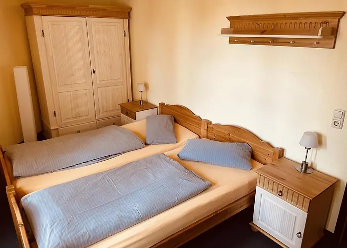 Zum Alten Krug Szálloda Naumburg